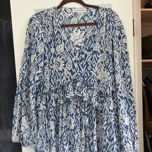 Worn once!! Emma & Michele Blue and White Patterned Dress - Picture 4 of 4